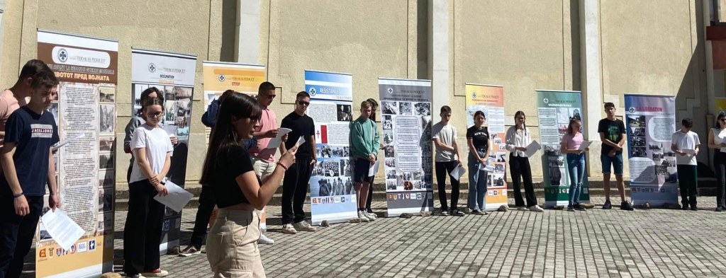 Изложба: 80 години од завршувањето на Втората светска војна во Франција и Македонија 4 3