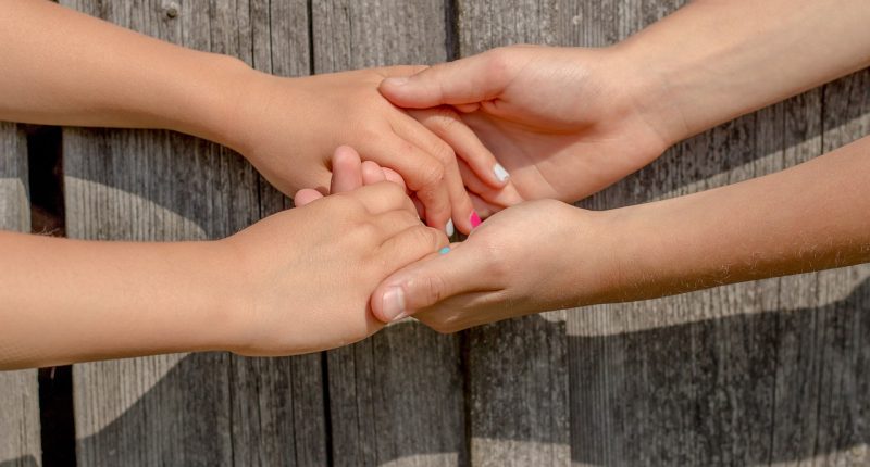 Допирот ја намалува болката, депресијата и анксиозноста - истражување на германски експерти 1 hands 2847510 1280