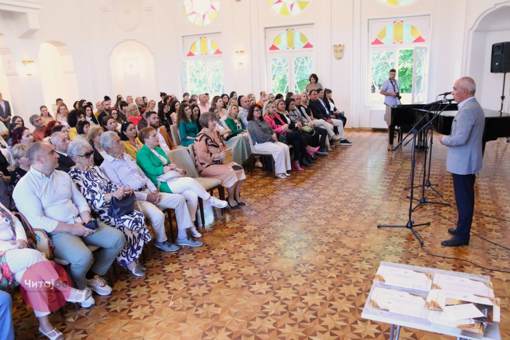 80 години ООУ „Коле Канински“ Битола - доделени признанија и пофалници, присуствуваше и семејството Канински 16 kole kaninski 12