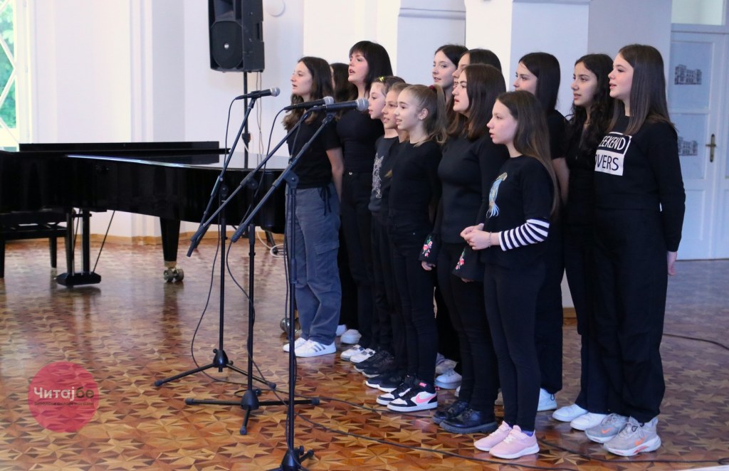 80 години ООУ „Коле Канински“ Битола - доделени признанија и пофалници, присуствуваше и семејството Канински 10 kole kaninski 3