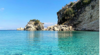 Плажа во Албанија го има најсиното море на светот - ги надмина Малдивите и Бора Бора 2 gCFUBAADPAAssAAGY1TvFAAAAAElFTkSuQmCC