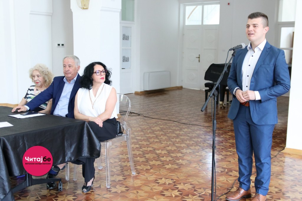 Мартин Николовски добитник на наградата за новинарство Тоде Петрески 9 martin nagrada