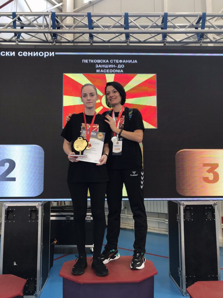 5 пехари, 5 злата, 4 сребра и 6 бронзи за К.К. „ЗАНШИН ДО“- Битола на Тетово Опен 13 0 02 05 4478ccd6eb6923cdd370d8e23bac2d96bea0cefb5e3c38bfe00393c9e98d2afa e4cb67be802bb802