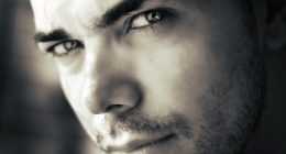 Не постои таква вода што може да го измие валканиот карактер на некои луѓе 30