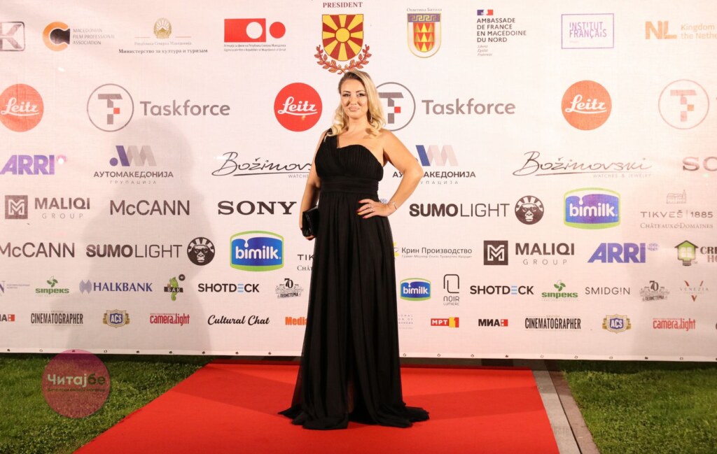 Фотогалерија од црвениот тепих на отворањето на 45. издание на фестивалот „Браќа Манаки“ во Битола 8 manaki 2024 7