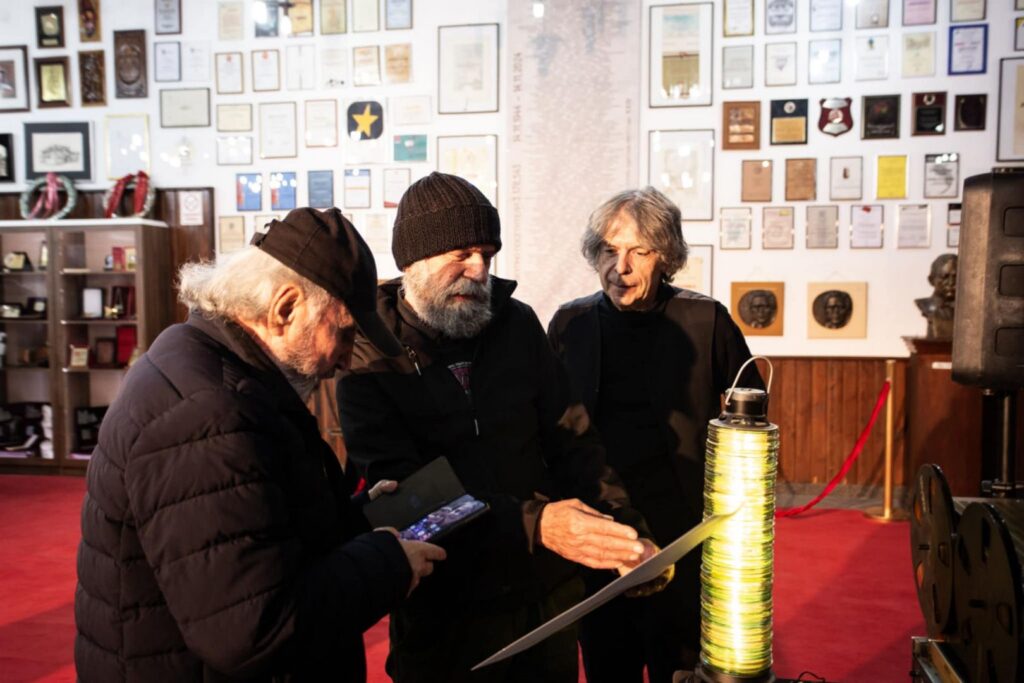 Изложба на уметнички театарски плакати и каталози 3 izlozba plakati 3