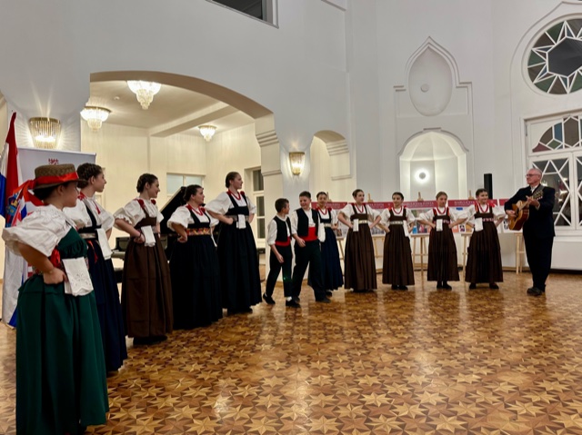 Се одржа Божиќниот концерт на Хрватскиот културен центар во Битола 5 image000121