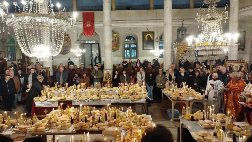 Петти и последен акатист кон Пресвета Богородица во храмот „Свети Великомаченик Димитриј“ – Битола 7 Messenger creation E73C92F7 AA53 4CD4 B99E 9EF76E5147BB 1