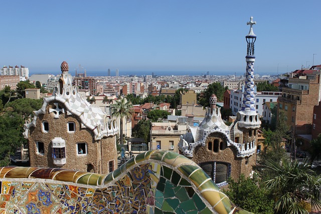 Пролетни патувања во Европа 21 parc guell 332390 640
