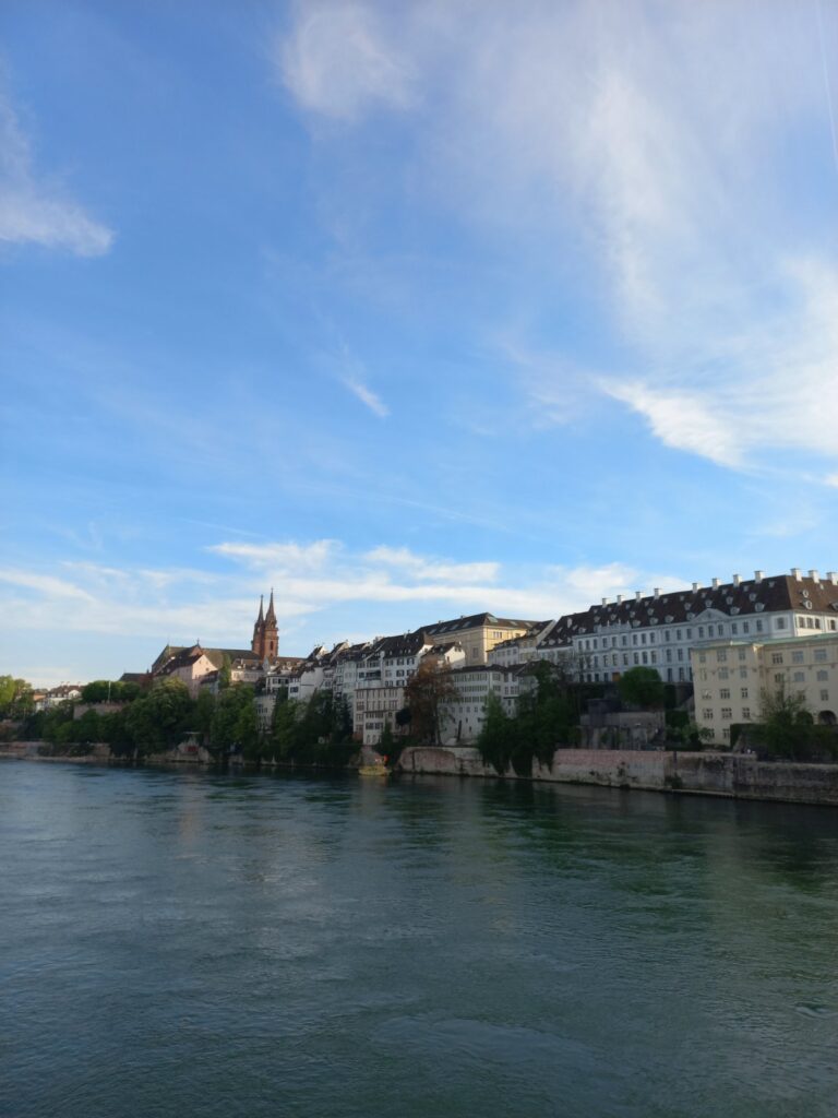 Фоторепортажа од Базел: Градот што зборува со боја и светлина 4 viber image 2025 04 22 13 28 50 486