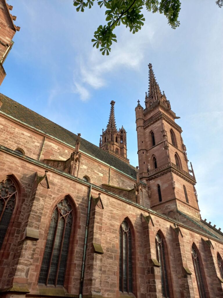 Фоторепортажа од Базел: Градот што зборува со боја и светлина 7 viber image 2025 04 22 13 32 45 646