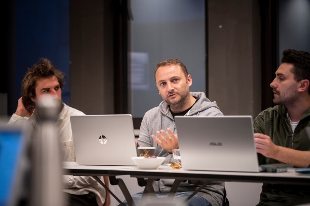 Битола ми го трасираше патот до филмот – интервју со продуцентот Илија Тирицовски 9 02. Na MIDPOINT Institute vo Praga so filmot The Big Night 2022