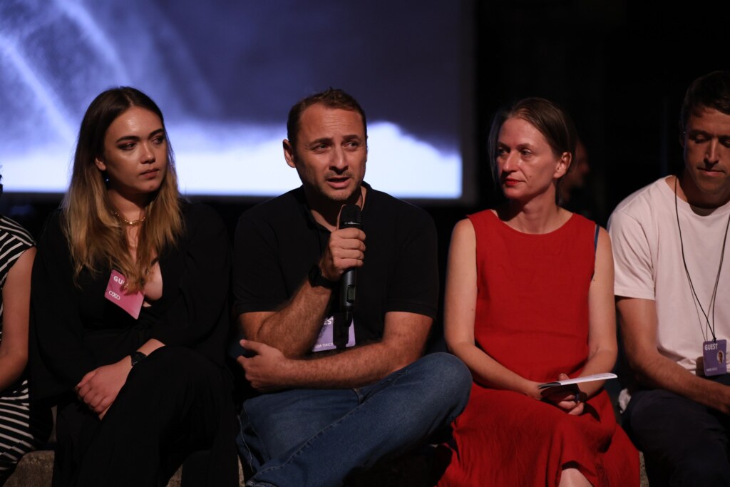 Битола ми го трасираше патот до филмот – интервју со продуцентот Илија Тирицовски 8 06. Na premierata na The Walk na MakeDox vo Skopje 2024