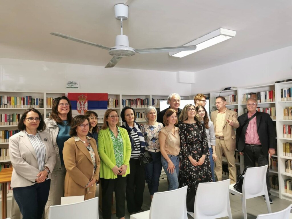 Поетите Борче Панов и Даниела Андоновска-Трајковска ја претставуваа Македонија на поетски фестивал во Италија 6 Messenger creation 705F9E93 86D0 4A7B B1BD D0359D5EF6EC