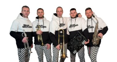 Brass Brothers со нова песна - Move your body 2 r25IQAEAAAAAAAAAAPBsJkgAAauTjWAAAAAASUVORK5CYII=