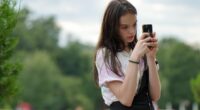 Како да ги заштитиме децата од замките на вештачката интелигенција? 2 gCFUBAADPAAssAAGY1TvFAAAAAElFTkSuQmCC