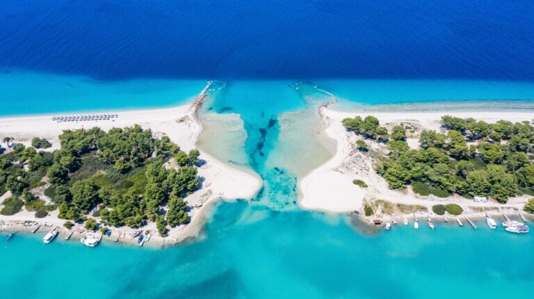 glarokavos beach 2min 768x512 1