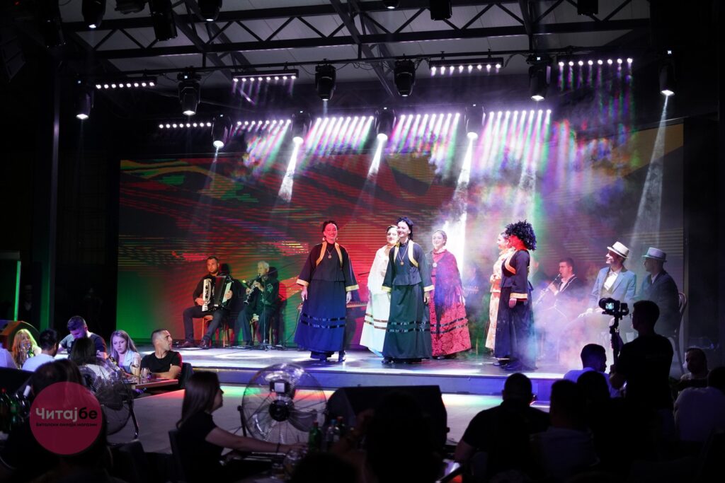 „За раѓањето и вечноста“ – 4 години Голд Фелициа 3 gf 4