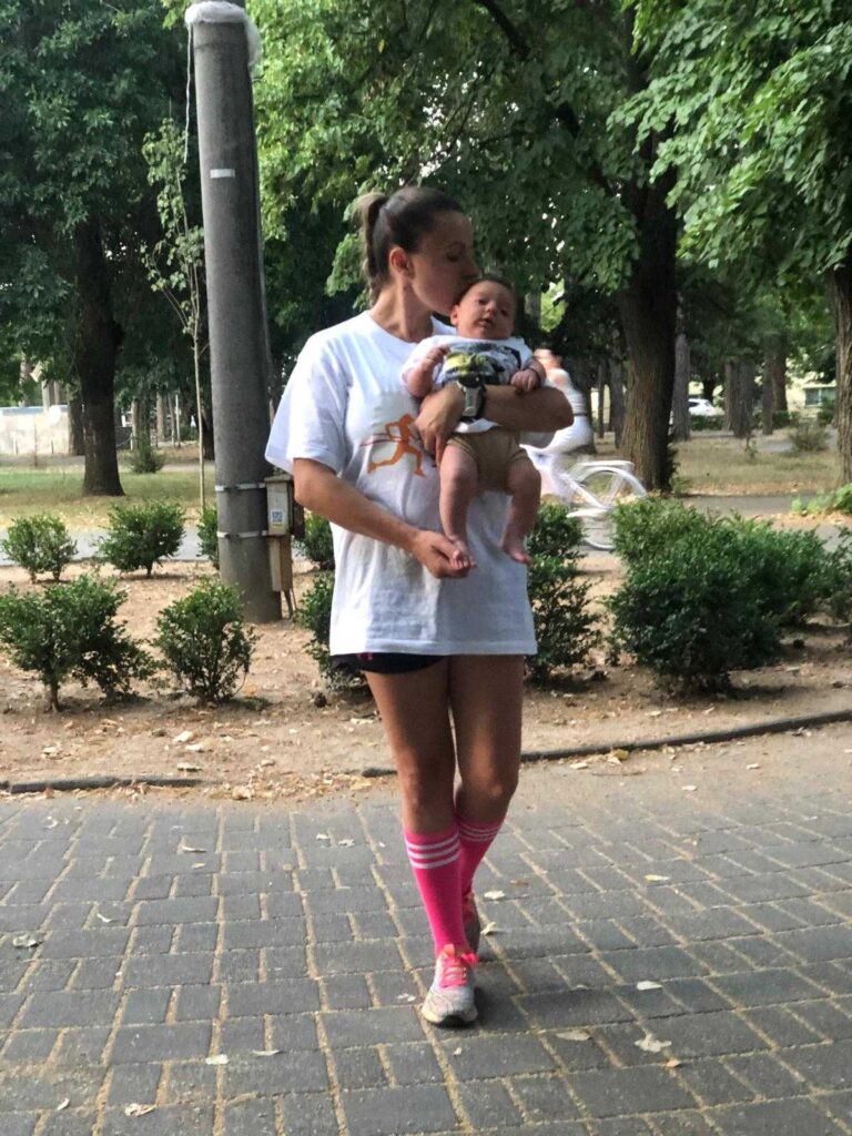 Мајките и бебињата заедно на тренинг - Maja од „Биди Своја“ го претставува „Мама фит“ во Битола 3 viber image 2025 09 12 00 11 01 021