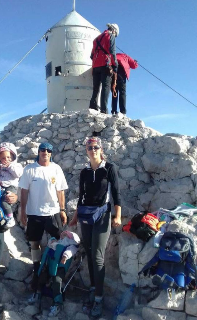 Од Пелистер до Триглав: Битолчанката Наташа четирипати го освои Триглав, еднаш и со нејзините близначки 10 IMG 2245