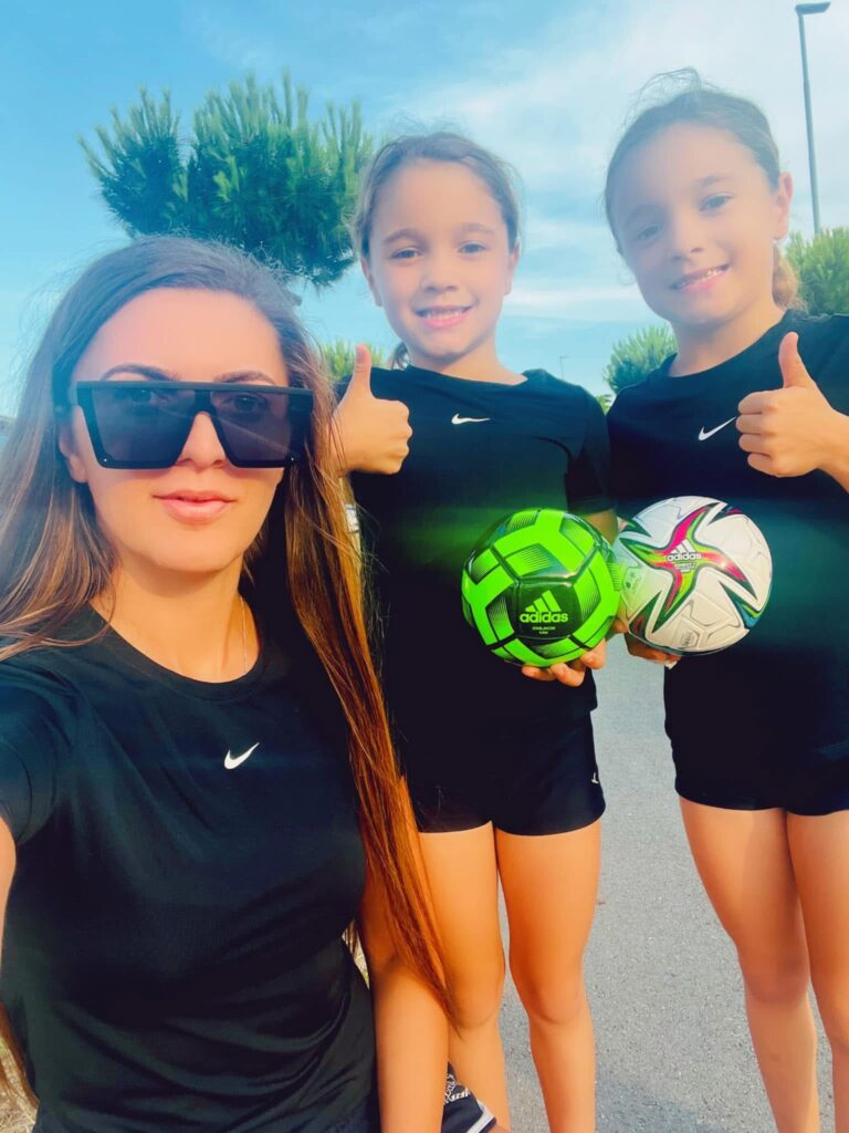 Од Пелистер до Триглав: Битолчанката Наташа четирипати го освои Триглав, еднаш и со нејзините близначки 3 IMG 2257