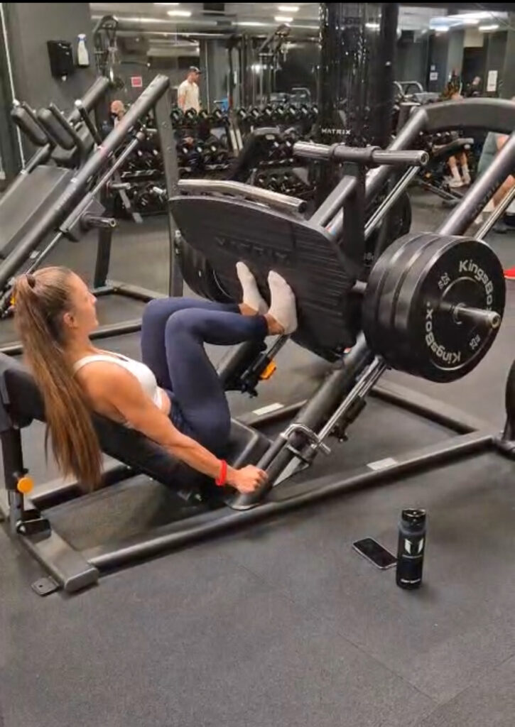 Од Пелистер до Триглав: Битолчанката Наташа четирипати го освои Триглав, еднаш и со нејзините близначки 25 IMG 2301