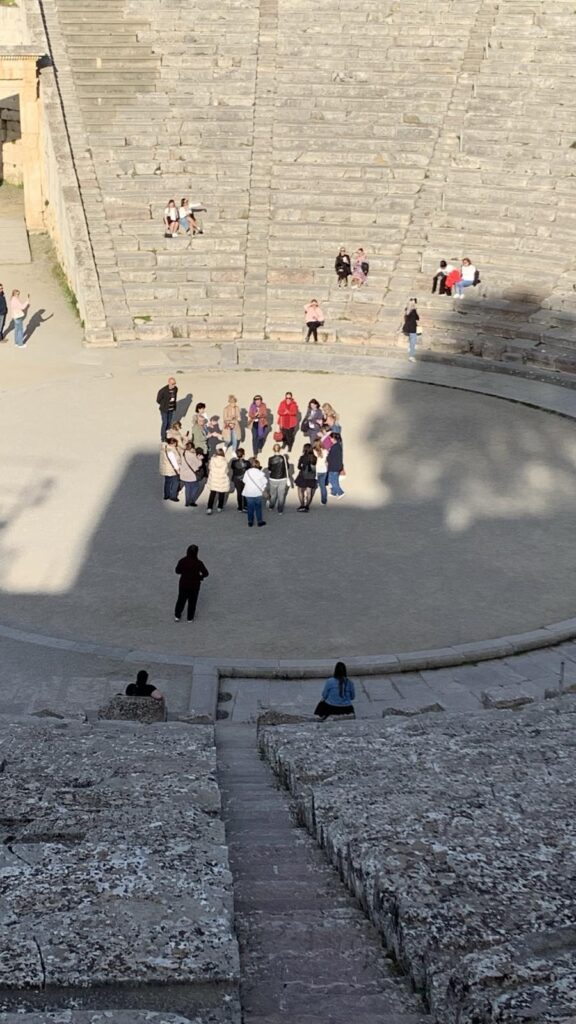 10 причини зошто да ја посетите Атина во декември 11 atina 8