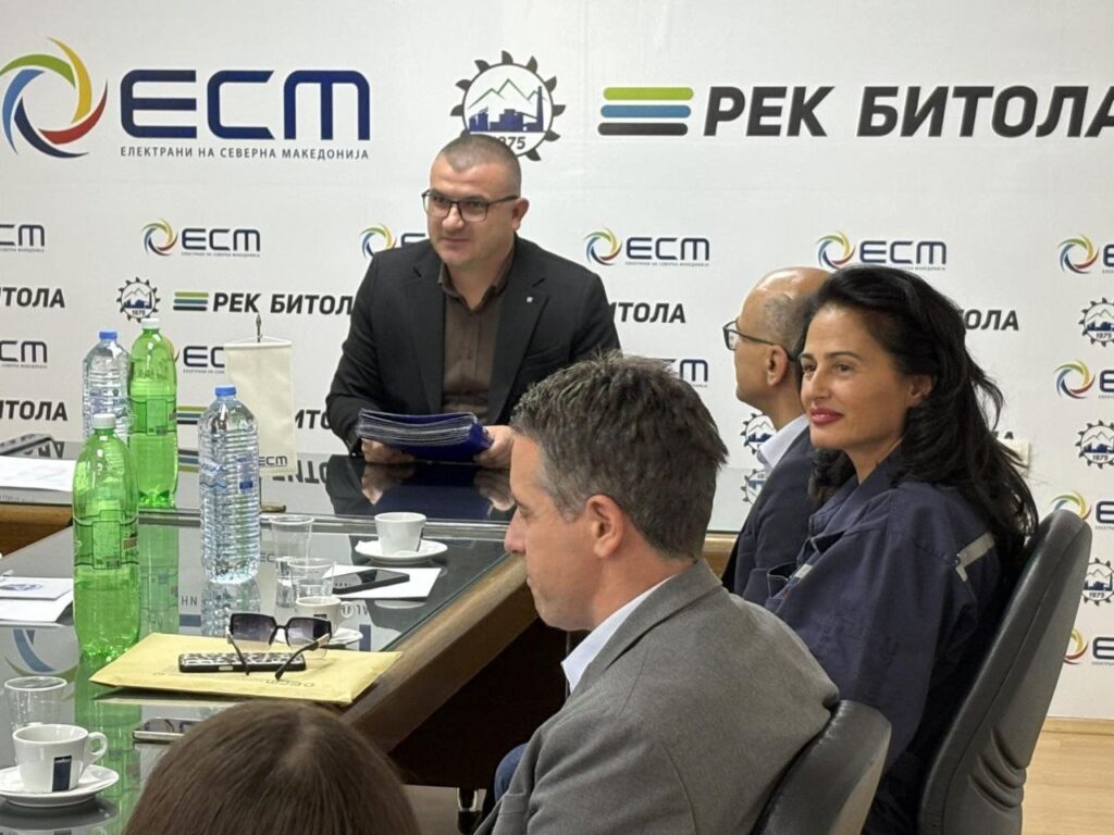 АД ЕСМ додели 5 нови стипендии на студенти од Техничкиот факултет – Битола 3 photo 2025 10 31 09 39 49