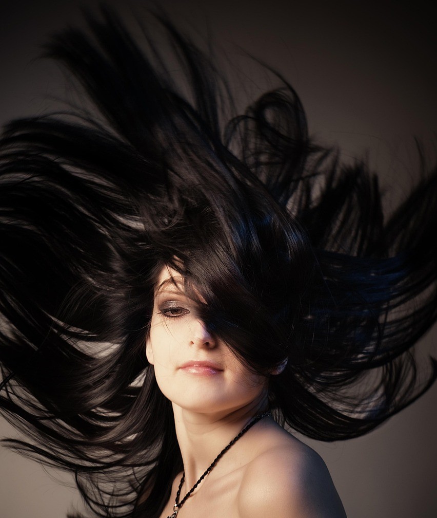 Здрава коса - пет намирници што го намалуваат опаѓањето и го поттикнуваат растот 2 woman 3153999 1280