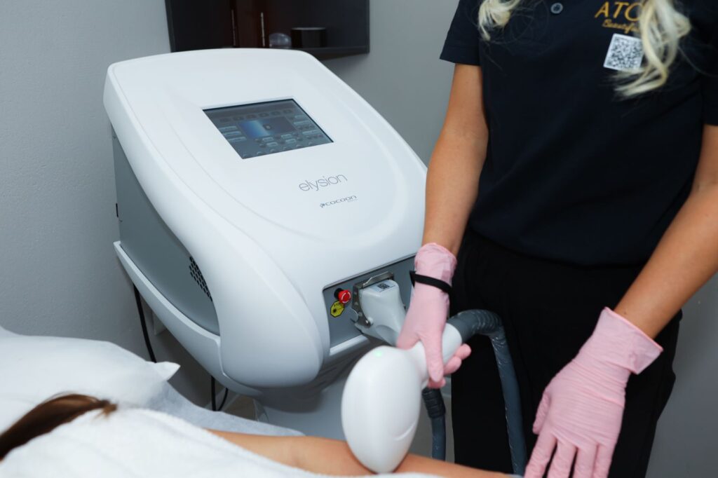 Салон што им носи самодоверба на клиентите: Атоник го менува стандардот за убавина во Битола 9 1000008245