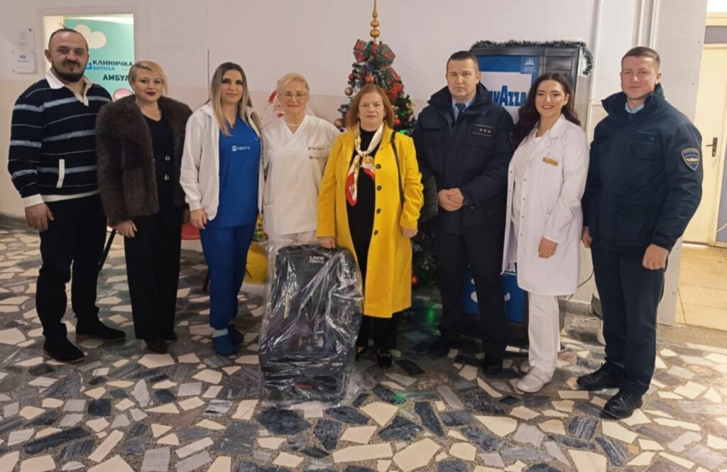 Детско седиште за првото новороденче во битолската болница од СВР Битола, РСБСП и ОСБСП 2 1000011498