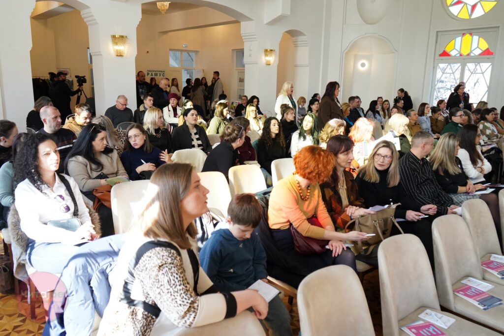 Поддршка и разбирање-Трибина за аутизмот во организација на Невроразлични 3 Невроразлични 20