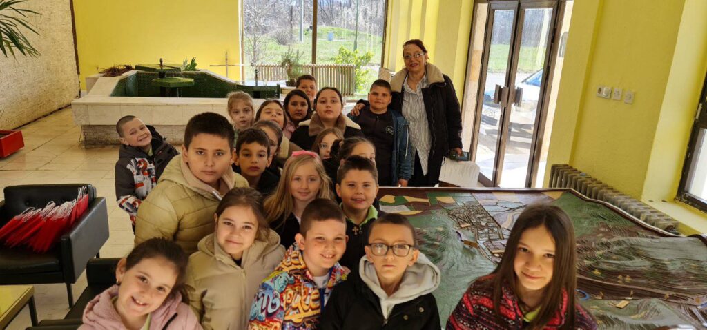 Водата е живот – учениците учеа како да ја заштитиме 3 v3