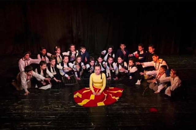 Театарската школа „Бабец“ слави 12 години уметност и детска магија 3 1000009439