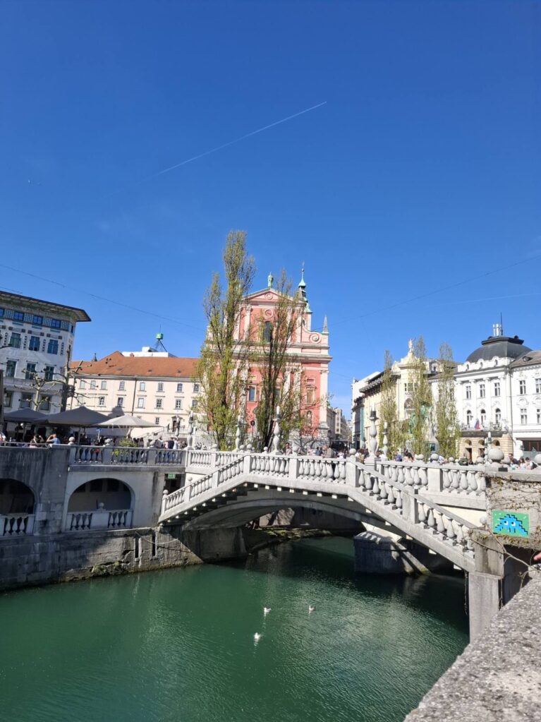 Приказната на Љубљана – градот на мостовите и утринска магла 5 ljubljana 4