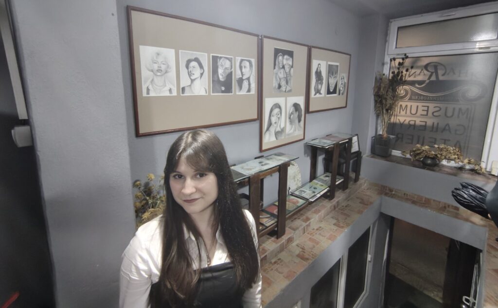 „Двојна визија“ - изложба на Ема Илоска и Андреа Ресановиќ 7 v9 e1777352420621