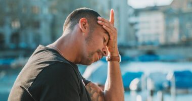 Големите луѓе не ги потценуваат другите, тоа го прават само ситните души 7 r25IQAEAAAAAAAAAAPBsJkgAAauTjWAAAAAASUVORK5CYII=
