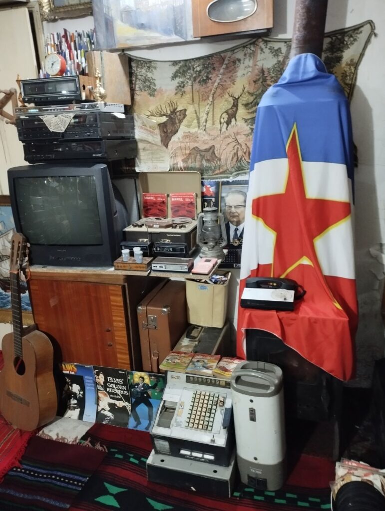 Место каде што спомените оживуваат - приказната за Етно собата „Билјана“ и Аудио и Видео Музејот „Николовски“ 14 soba biljana 1