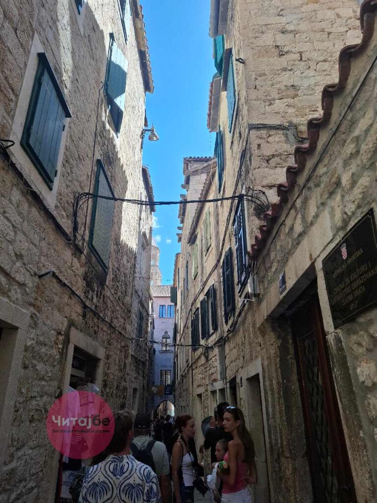 Фоторепортажа од Сплит - меѓу чекорите и морето 21 split 17