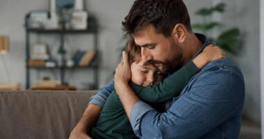 Родителите денес поминуваат повеќе време со децата, но се почувствуваат поосамени од кога било 1447 r25IQAEAAAAAAAAAAPBsJkgAAauTjWAAAAAASUVORK5CYII=