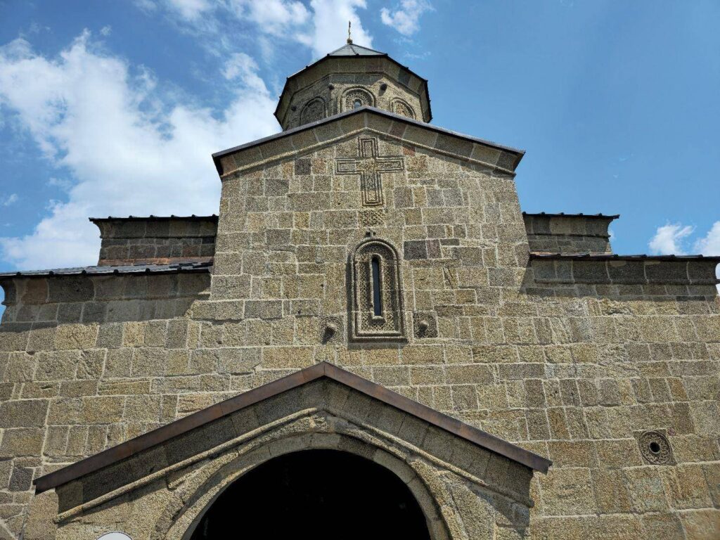 Православна Грузија – меѓу древните храмови и живата вера 4 Гергети 7