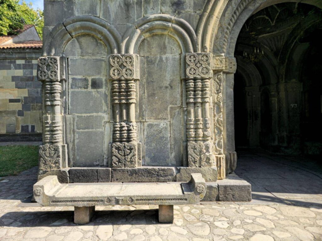 Православна Грузија – меѓу древните храмови и живата вера 12 Сиони 3