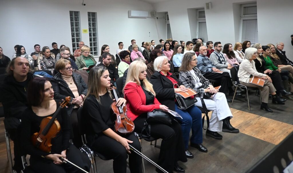 „Тајните од битолските сокаци“ ги обединија битолските писатели на традиционалната средба 5 biblioteka5